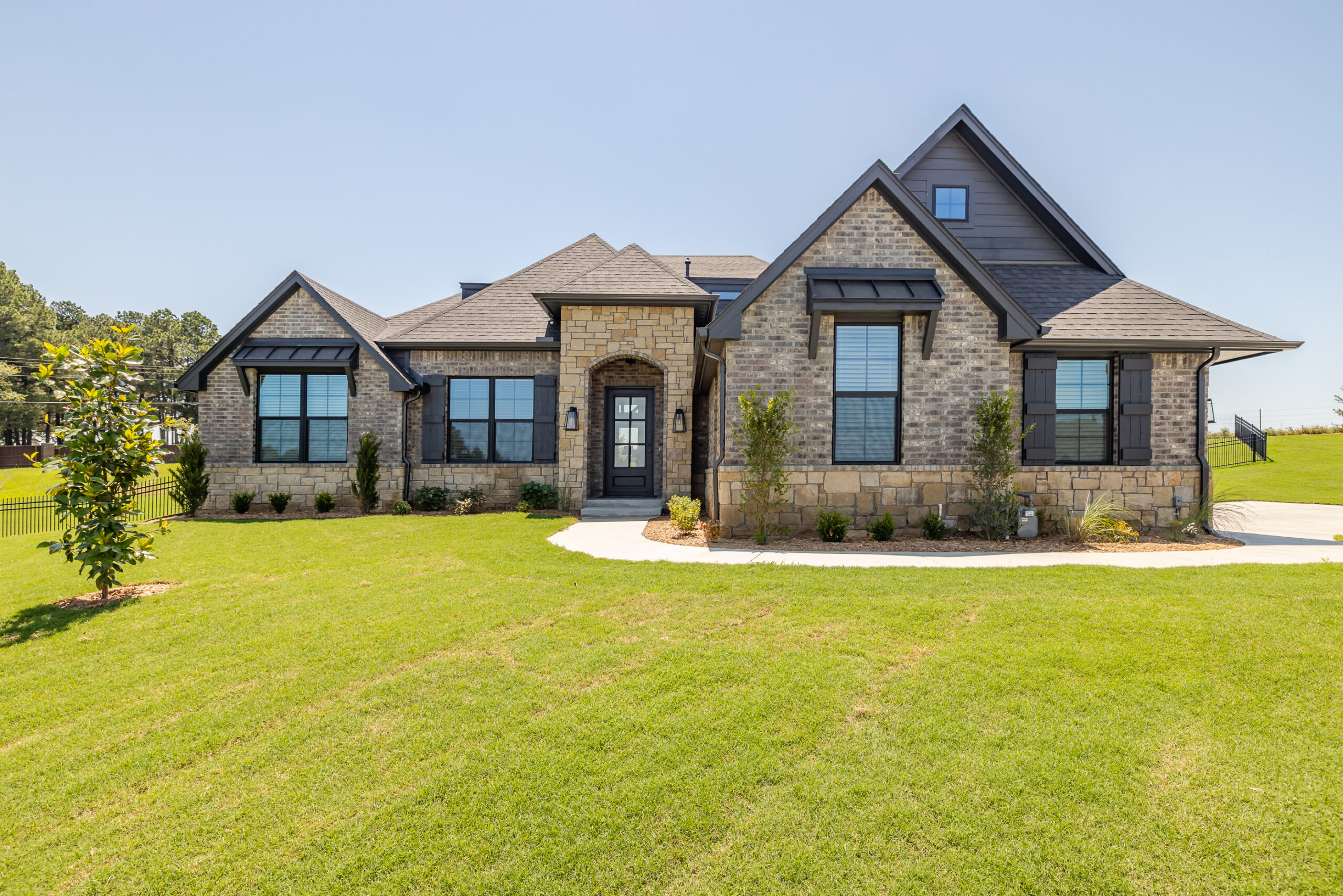 Custom home by HomeScape Construction